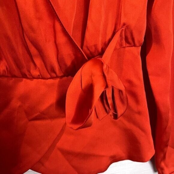 BAR III Women's Red Long Sleeve V Neck Faux Wrap‎ Tie-Waist Top - Picture 5 of 5